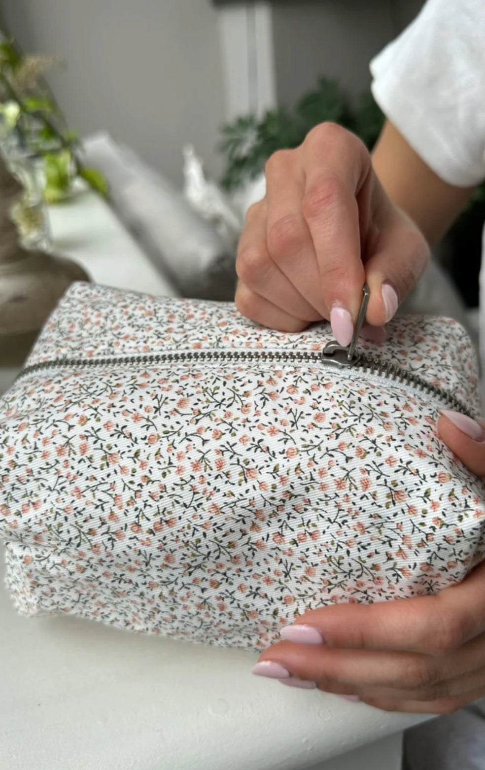 Floral Mini Makeup Bag